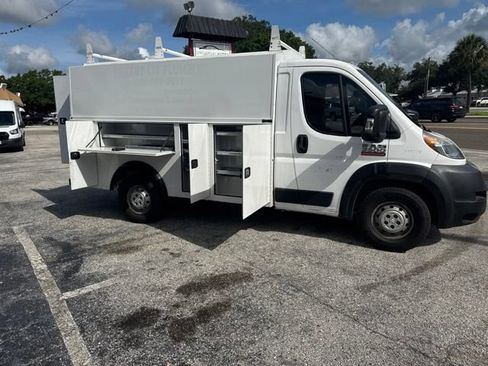 Used 2019 RAM ProMaster 3500 w/ Premium Appearance Group FWD image 6