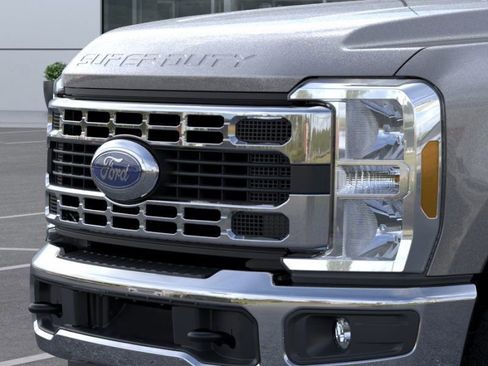 New 2026 Ford F350 XLT AWD/4WD image 18