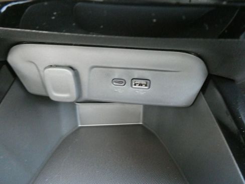 New 2026 Chevrolet Trax LT w/ LT Convenience Package FWD image 21
