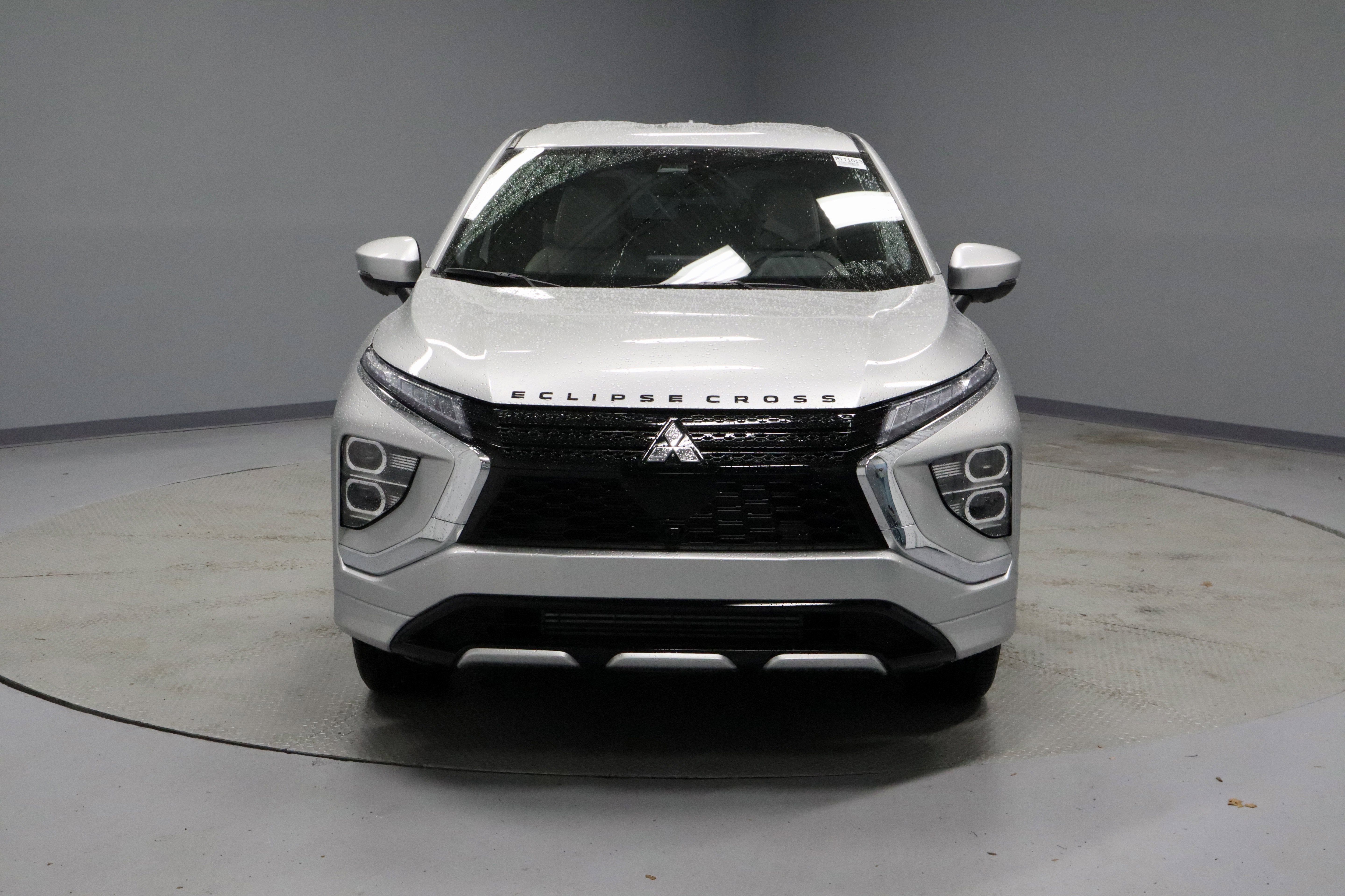 New 2026 Mitsubishi Eclipse Cross SEL AWD/4WD image 3