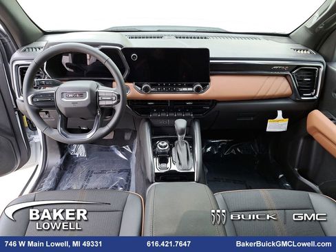 New 2025 GMC Canyon AT4 image 9