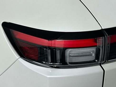 Used 2024 Honda Prologue Touring image 34