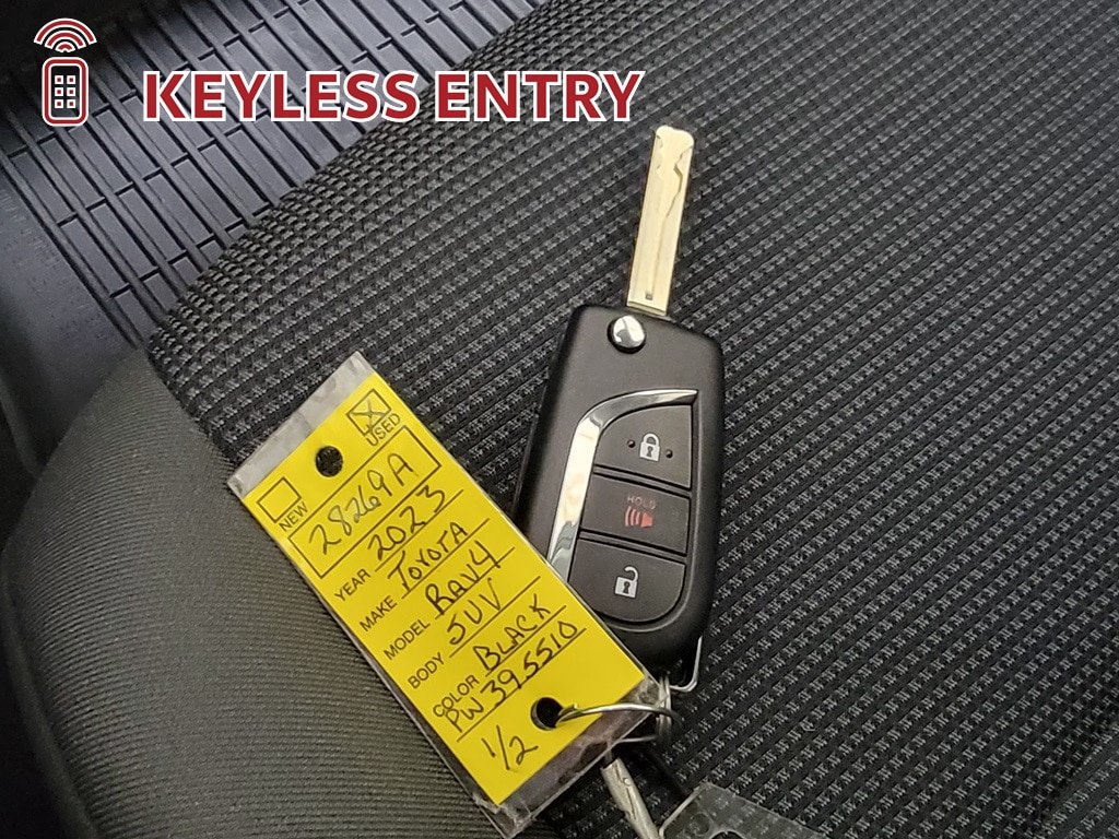 Certified 2023 Toyota RAV4 LE AWD/4WD image 28