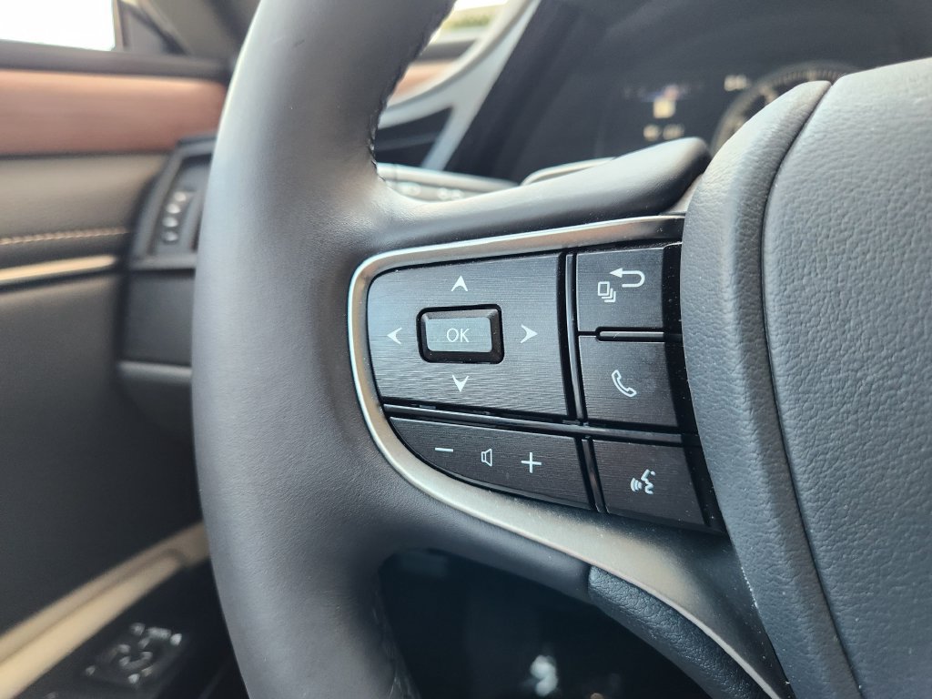 Certified 2025 Lexus ES 350 w/ Premium Package FWD image 28