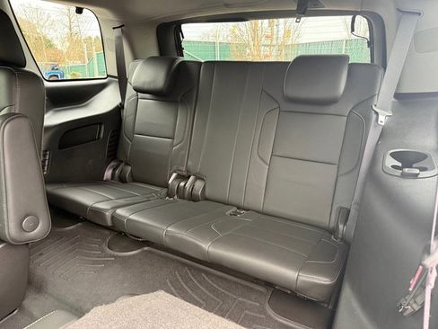 Used 2017 GMC Yukon SLT image 17