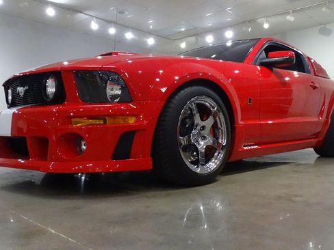 Used 2007 Ford Mustang GT RWD image 4