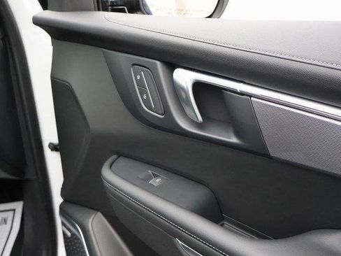 New 2025 Buick Enclave Sport Touring w/ Power Package image 9