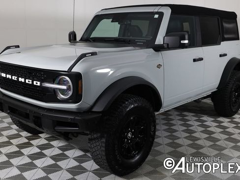 Used 2023 Ford Bronco Wildtrak AWD/4WD image 9