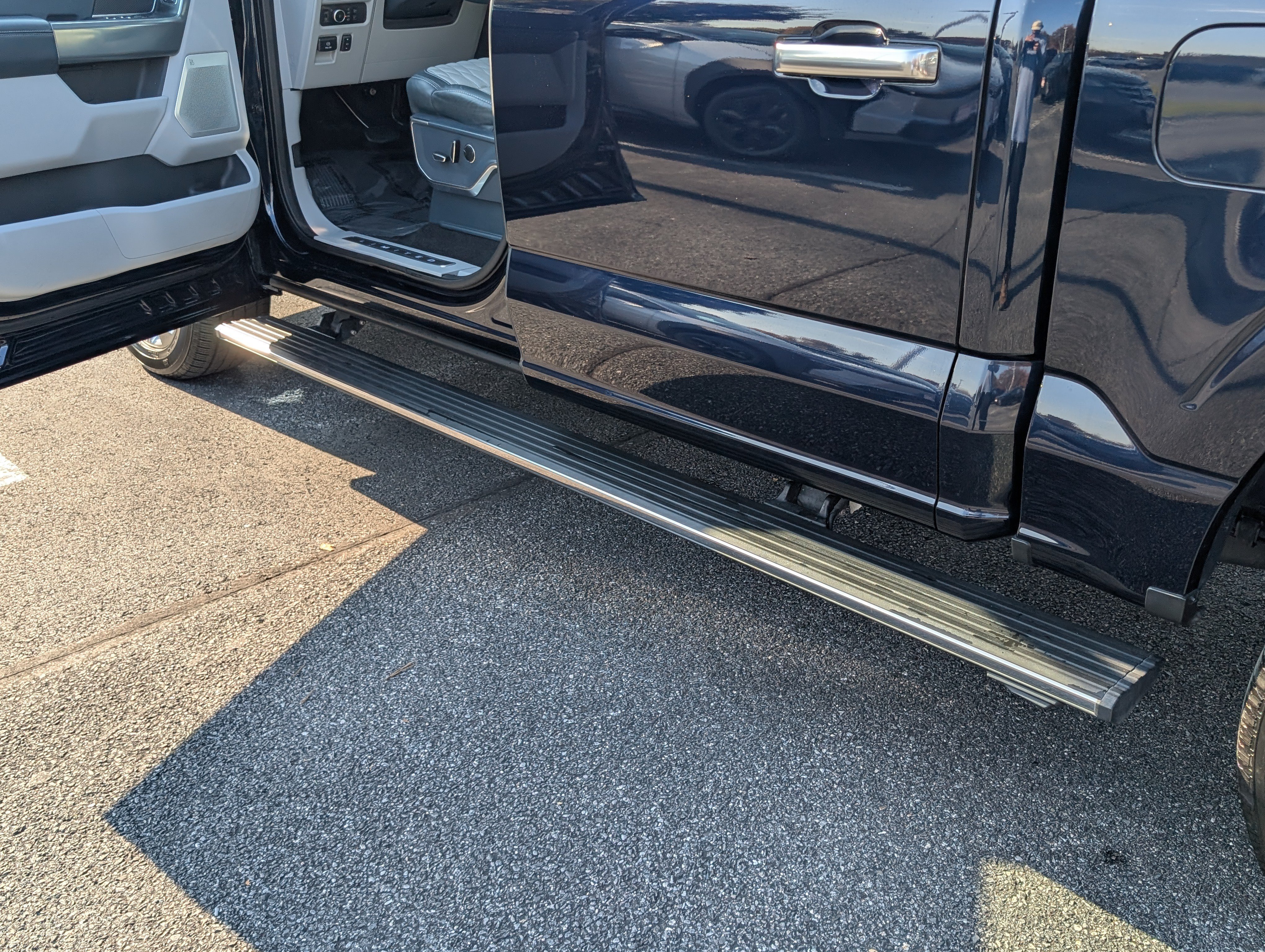 Used 2023 Ford F150 Limited AWD/4WD image 9