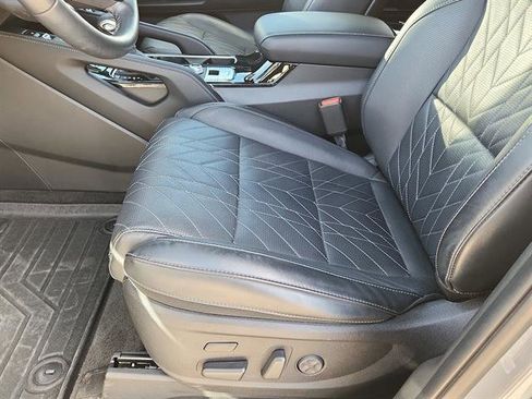 Used 2024 Kia Telluride SX Prestige X-Line image 8