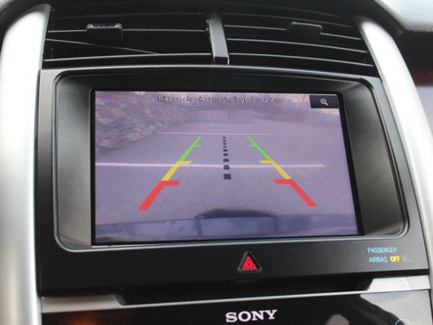 Used 2011 Ford Edge Limited image 31