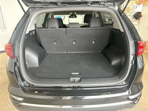 Certified 2022 Kia Sportage LX w/ LX FWD Value Edition Package image 21