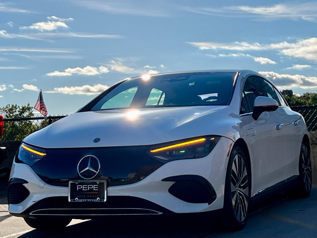 Certified 2023 Mercedes-Benz EQE 350+ 4MATIC Sedan image 4