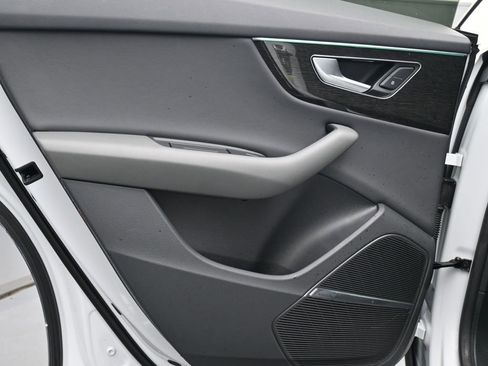 Used 2019 Audi Q8 Premium Plus w/ Premium Plus image 20