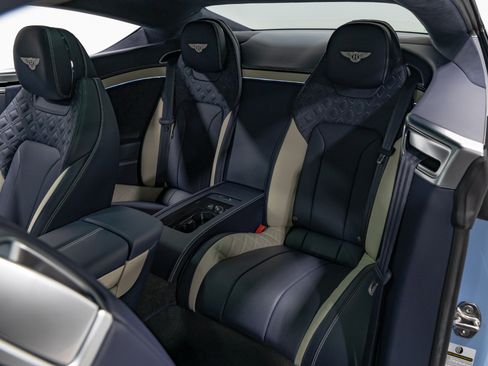 Used 2024 Bentley Continental GT V8 AWD/4WD image 58