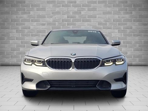 Used 2019 BMW 330i xDrive Sedan w/ Convenience Package image 2