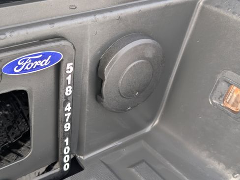 Used 2018 Chevrolet Silverado 1500 LT w/ All Star Edition image 38