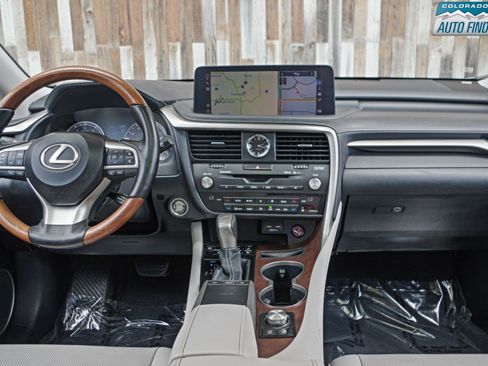 Used 2020 Lexus RX 350L Premium w/ Premium Package AWD/4WD image 16