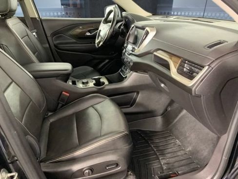 Used 2018 GMC Terrain Denali w/ Advanced Safety Package AWD/4WD image 17