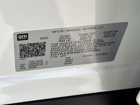 Used 2023 Cadillac XT4 Luxury w/ Cold Weather Package image 32