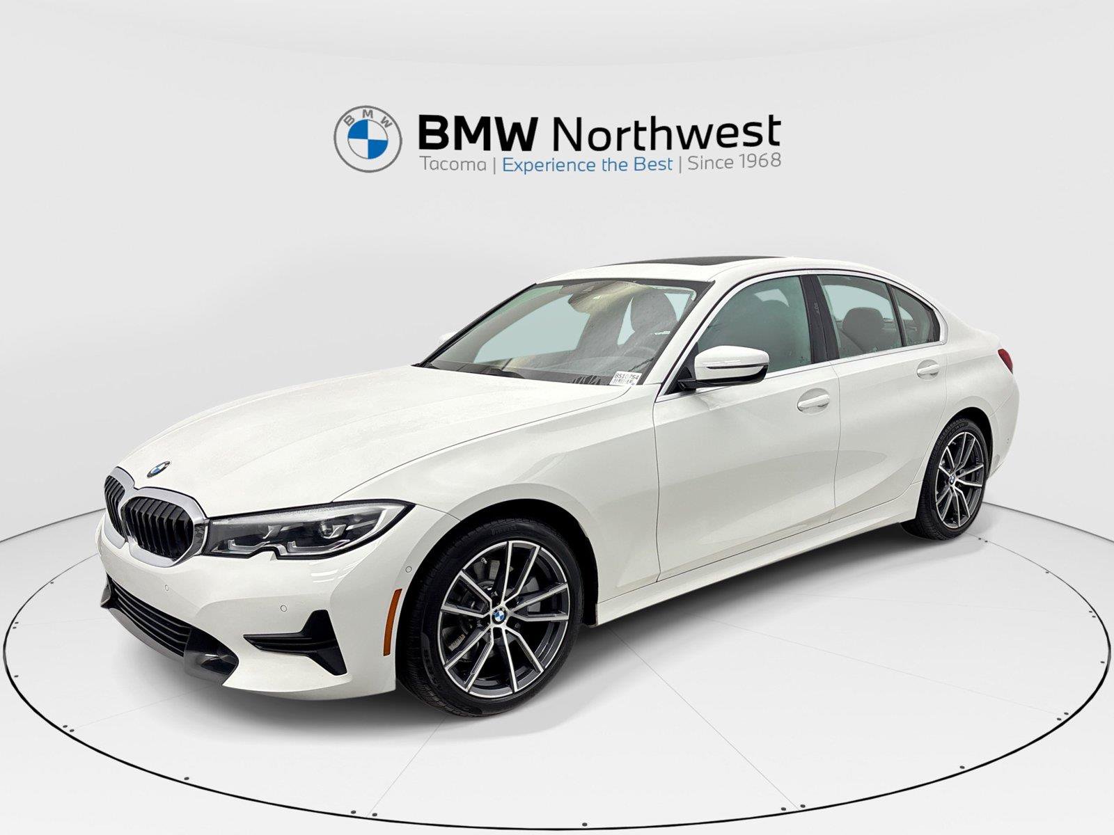 Used 2021 BMW 330i xDrive Sedan w/ Premium Package AWD/4WD image 1