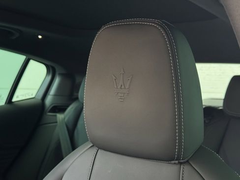New 2025 Maserati Grecale GT image 14