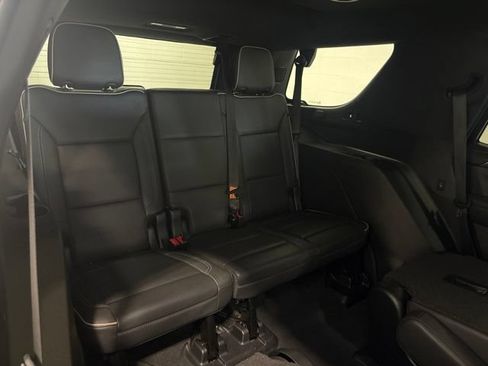 Used 2022 Chevrolet Tahoe Premier AWD/4WD image 36