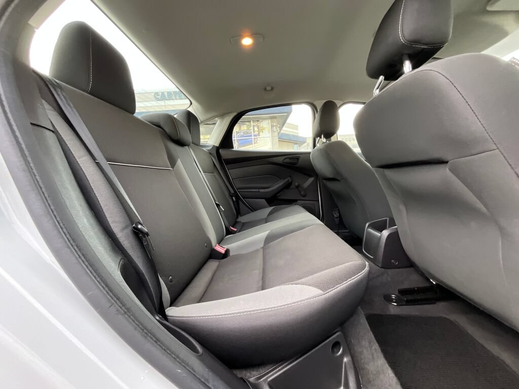Used 2013 Ford Focus S FWD image 13