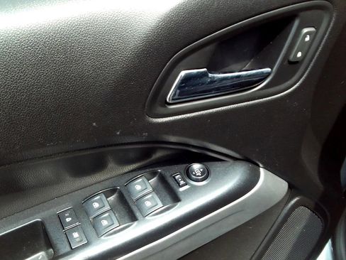 Used 2019 Chevrolet Colorado LT RWD image 13