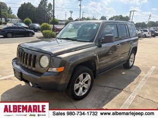 Used 2015 Jeep Patriot Latitude AWD/4WD video 1