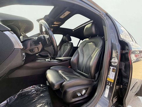 Used 2018 BMW 540i xDrive AWD/4WD image 19