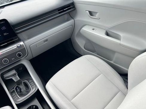 Certified 2026 Hyundai Kona SE image 11