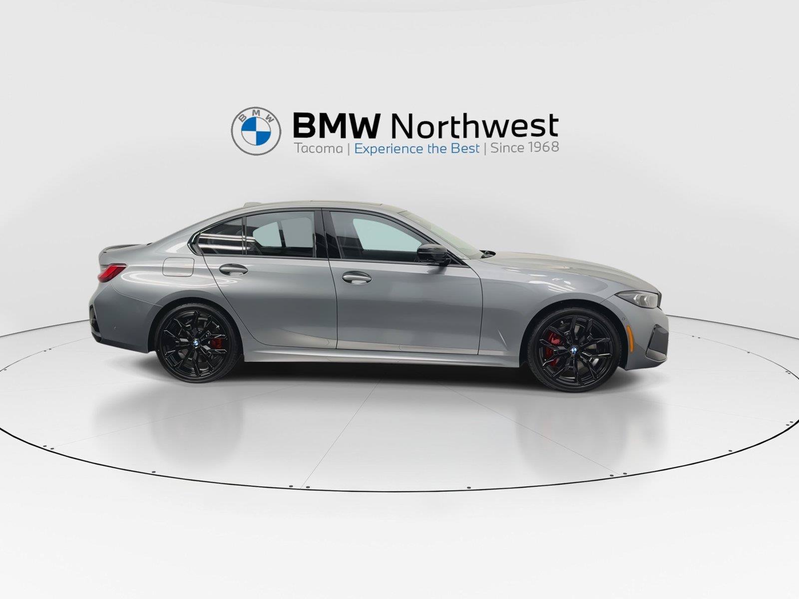 New 2026 BMW 330i xDrive Sedan w/ M Sport Package AWD/4WD image 5