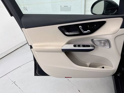 Certified 2026 Mercedes-Benz GLC 300 image 23