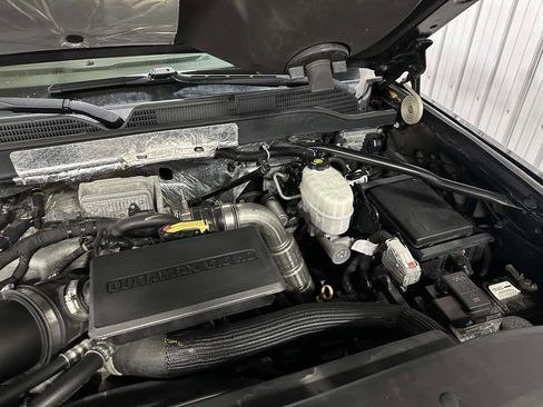 Used 2019 Chevrolet Silverado 2500 High Country w/ Duramax Plus Package AWD/4WD image 37