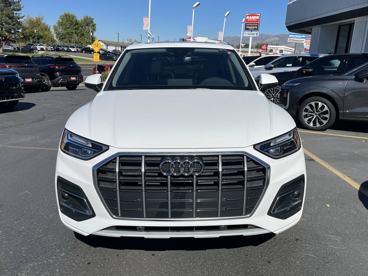 Used 2023 Audi Q5 2.0T Premium w/ Convenience Package AWD/4WD image 13