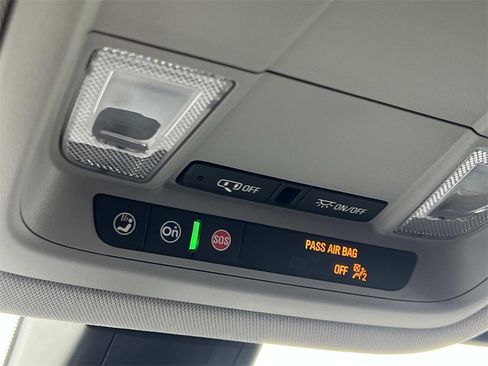 Certified 2023 GMC Acadia SLE w/ Driver Convenience Package image 26