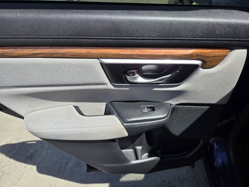 Used 2019 Honda CR-V EX image 9