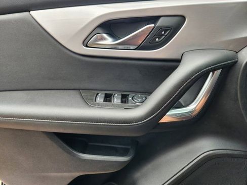 Used 2022 Chevrolet Blazer LT image 24