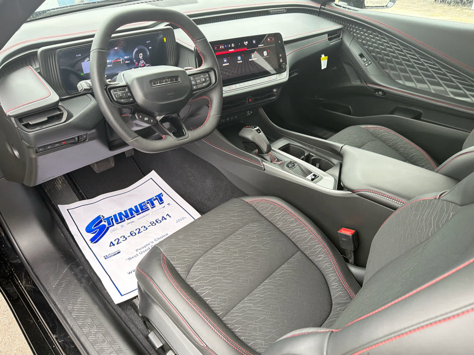 New 2026 Dodge Charger R/T w/ Driver Convenience Group AWD/4WD image 18