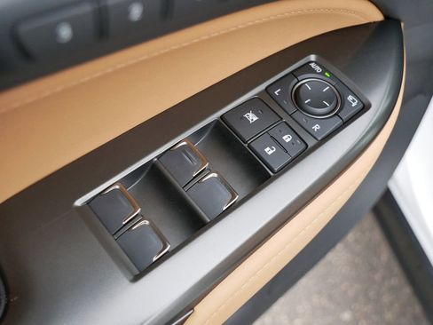 Used 2024 Lexus NX 250 FWD image 15