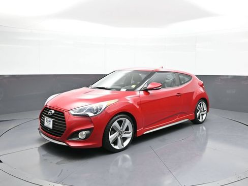 Used 2015 Hyundai Veloster Turbo FWD image 10
