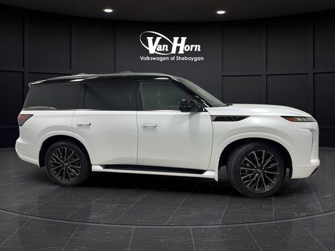 Used 2025 INFINITI QX80 Autograph w/ Autograph Exterior Package AWD/4WD image 7