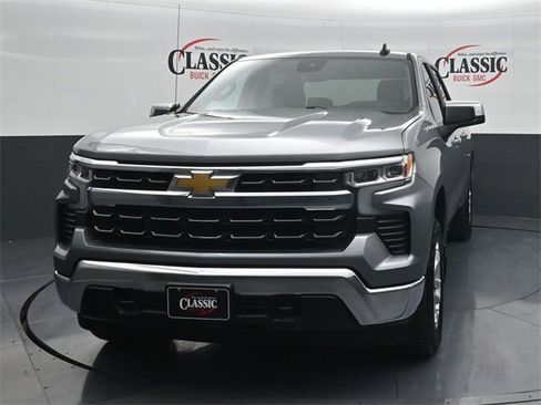 Used 2023 Chevrolet Silverado 1500 LT image 4