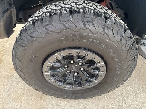 Used 2024 Ford Bronco Raptor AWD/4WD image 12