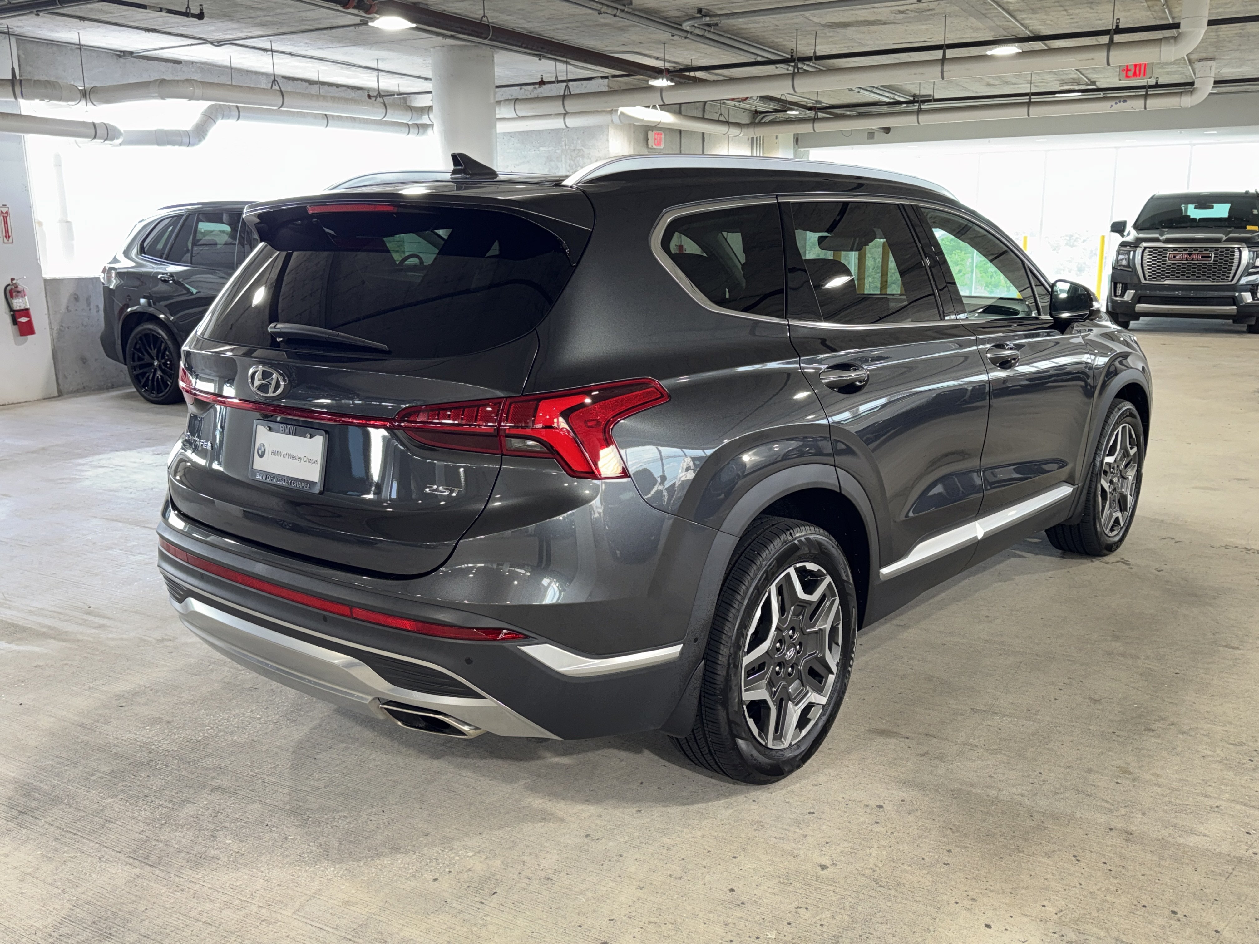 Used 2022 Hyundai Santa Fe Limited FWD image 13