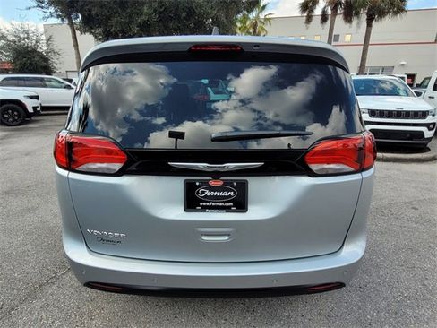 New 2026 Chrysler Voyager LX image 12