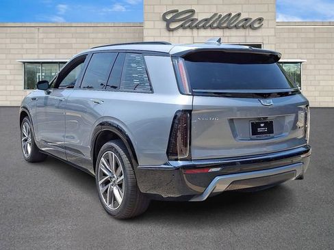 New 2026 Cadillac Vistiq Sport w/ LPO, Floor Liner Package image 4