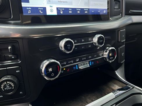 Used 2021 Ford F150 Lariat w/ Equipment Group 502A High AWD/4WD image 61