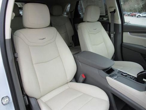 New 2026 Cadillac XT5 Premium Luxury w/ Driver Assist Package image 8